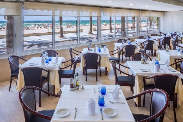 Casablanca Playa Hotel & Suites (Salou)
